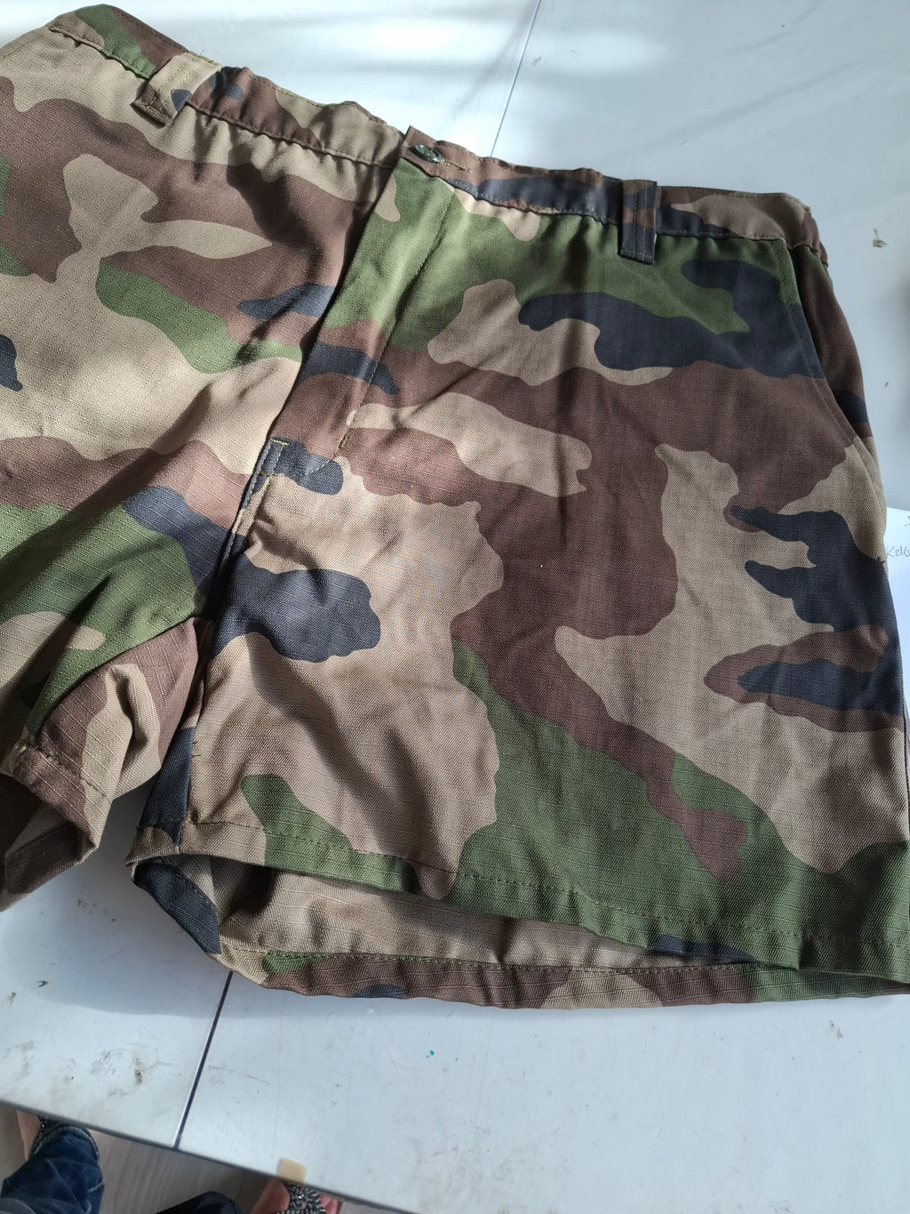 Short camo