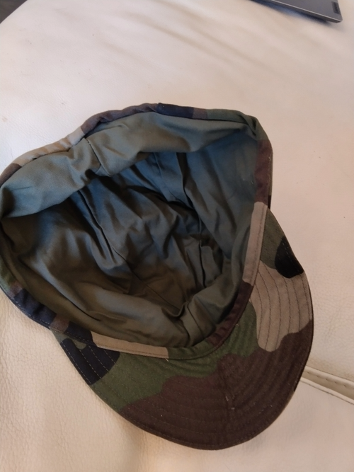 Casquette camouflage militaire