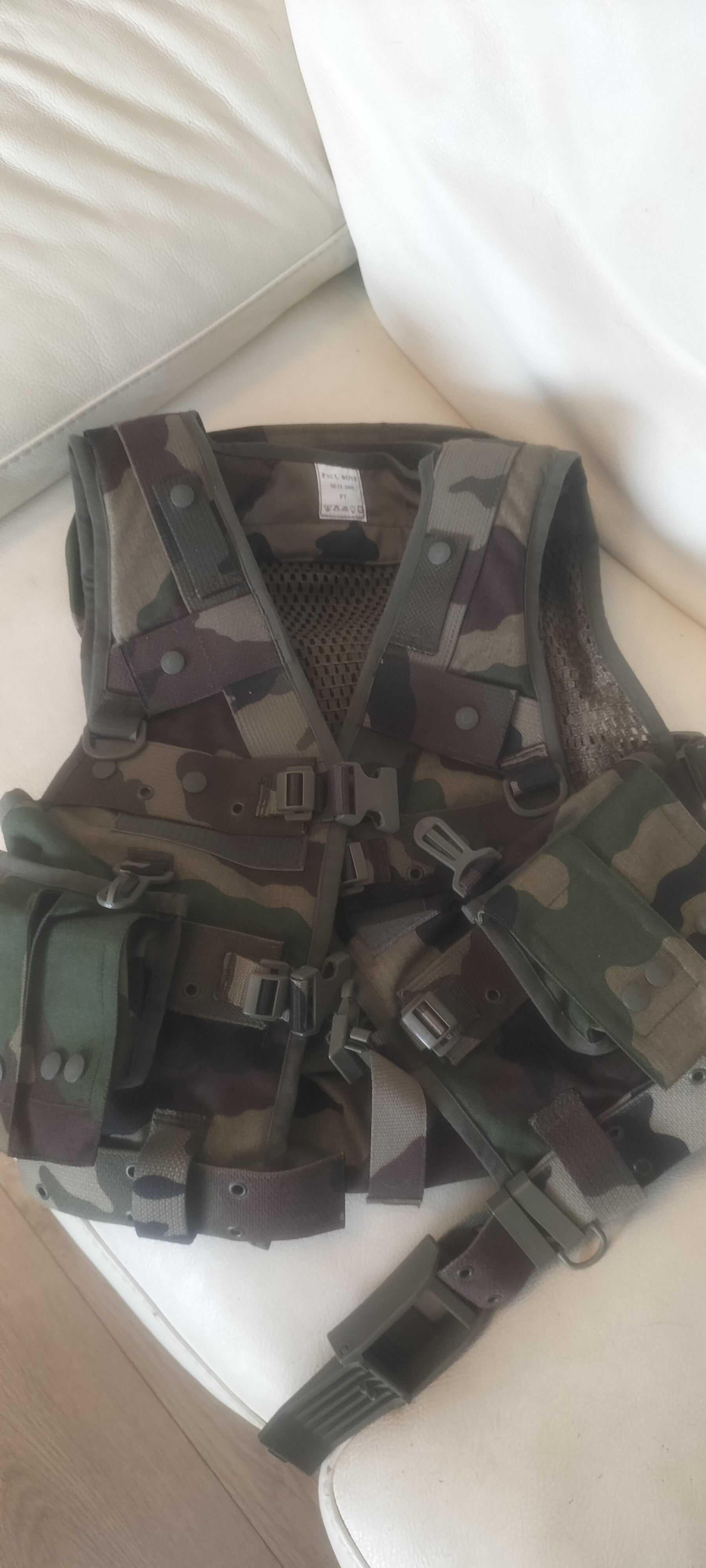 Gilet par balle sans plaques.
